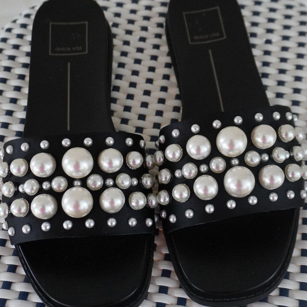 Dolce Vita Gabbi Pearl Slide Sandal New Without Tags